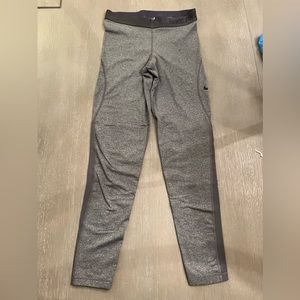 Women’s NIKE PRO DRI-FIT Leggings SIZE MEDIUM